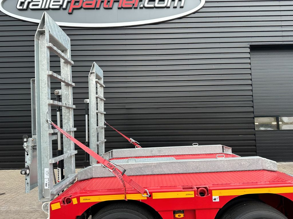 Faymonville Maxtrailer MAX 510 Tiefbett / Forst Model - Žemo profilio platforma puspriekabė: foto 5 Faymonville Maxtrailer MAX 510 Tiefbett / Forst Model - Žemo profilio platforma puspriekabė: foto 5