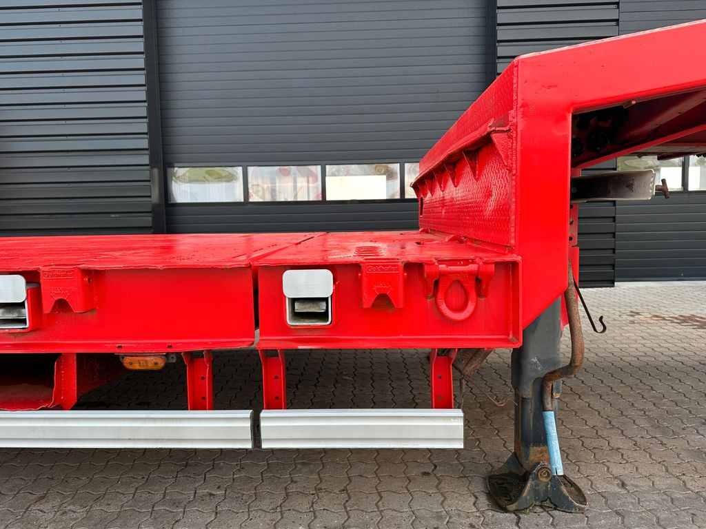 Goldhofer Tieflader / Zwangslenkung / ausziehbar Goldhofer Tieflader / Zwangslenkung / ausziehbar - Žemo profilio platforma puspriekabė: foto 5 Goldhofer Tieflader / Zwangslenkung / ausziehbar Goldhofer Tieflader / Zwangslenkung / ausziehbar - Žemo profilio platforma puspriekabė: foto 5