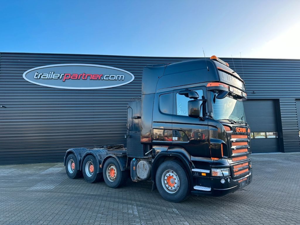 Scania R620 8x4 - Vilkikas: foto 1 Scania R620 8x4 - Vilkikas: foto 1