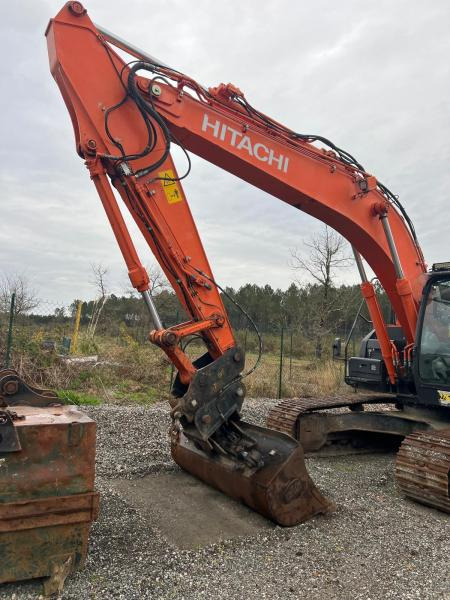 Hitachi ZX210LC 6 - Vikšrinis ekskavatorius: foto 2 Hitachi ZX210LC 6 - Vikšrinis ekskavatorius: foto 2