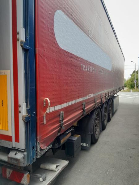 Kögel SN24 - Tentinė puspriekabė: foto 4 Kögel SN24 - Tentinė puspriekabė: foto 4