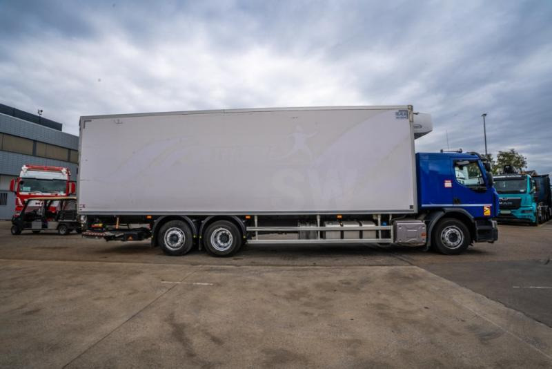 Renault D WIDE 380 DXI D WIDE 380 DXI - Refrižeratorius sunkvežimis: foto 2 Renault D WIDE 380 DXI D WIDE 380 DXI - Refrižeratorius sunkvežimis: foto 2