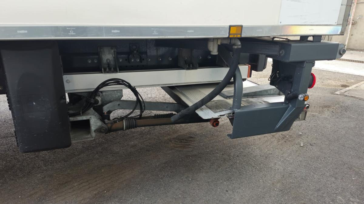 Renault D WIDE - Refrižeratorius sunkvežimis: foto 5 Renault D WIDE - Refrižeratorius sunkvežimis: foto 5