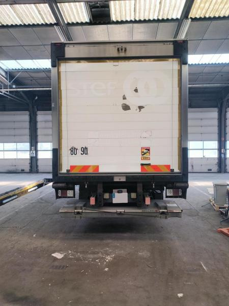 Renault Premium 270 DXI - Refrižeratorius sunkvežimis: foto 4 Renault Premium 270 DXI - Refrižeratorius sunkvežimis: foto 4