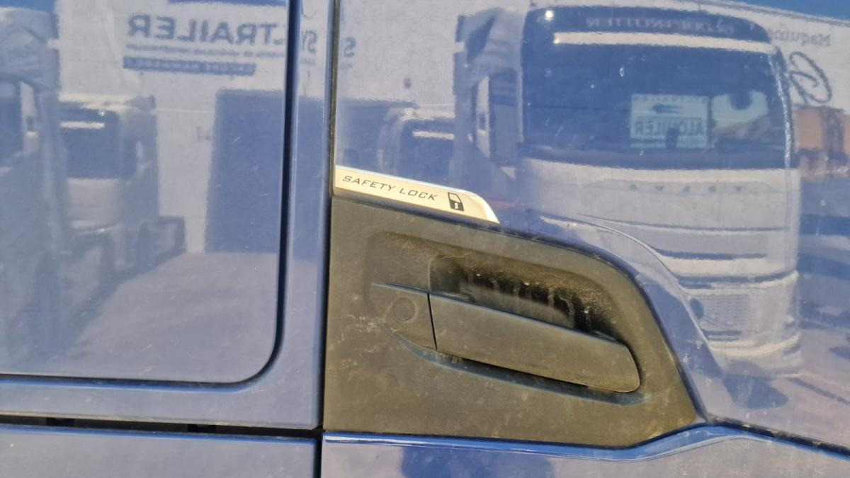 Vilkikas Iveco S-WAY 490: foto 10