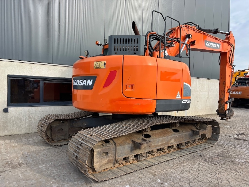 Doosan DX 235 LCR-5 - DX235 - DX235LCR - 235 - Vikšrinis ekskavatorius: foto 5 Doosan DX 235 LCR-5 - DX235 - DX235LCR - 235 - Vikšrinis ekskavatorius: foto 5