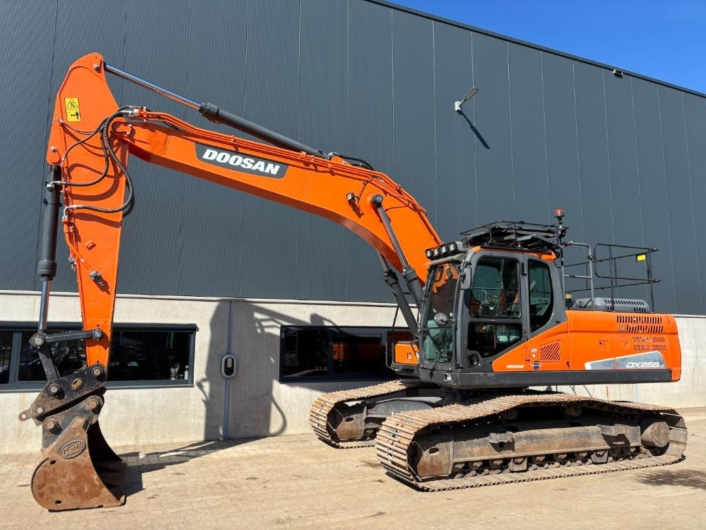 Doosan DX 255 LC-5 -- DX255LC -- DX 225 - Vikšrinis ekskavatorius: foto 1 Doosan DX 255 LC-5 -- DX255LC -- DX 225 - Vikšrinis ekskavatorius: foto 1