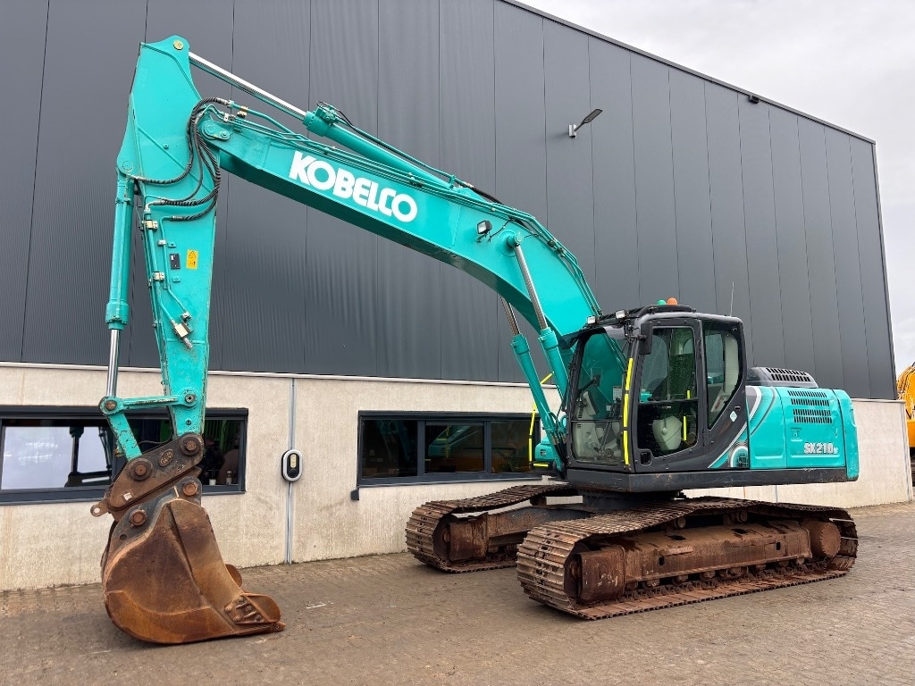 Kobelco SK 210 LC-10 - Vikšrinis ekskavatorius: foto 1 Kobelco SK 210 LC-10 - Vikšrinis ekskavatorius: foto 1