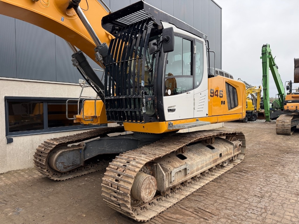 Liebherr R 946 LC - R946 - R946LC - R 938 - Vikšrinis ekskavatorius: foto 2 Liebherr R 946 LC - R946 - R946LC - R 938 - Vikšrinis ekskavatorius: foto 2
