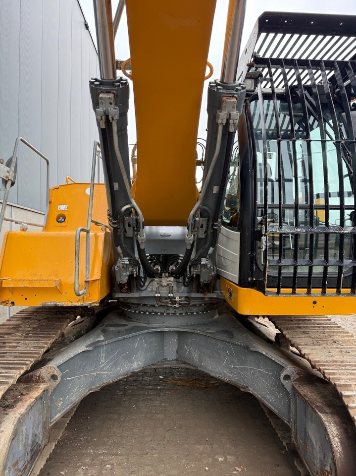 Liebherr R 946 LC - R946 - R946LC - R 938 - Vikšrinis ekskavatorius: foto 5 Liebherr R 946 LC - R946 - R946LC - R 938 - Vikšrinis ekskavatorius: foto 5