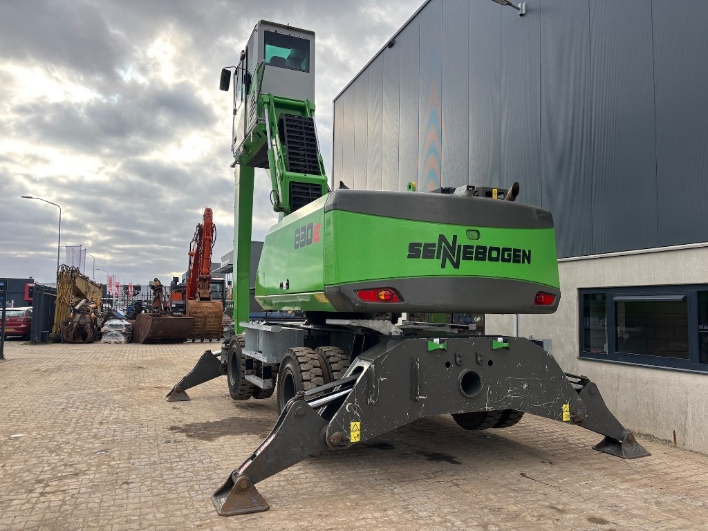 Sennebogen 830 E - 830 E MHD - 830 E M - 830M - 830E - Ekskavatorius su ilga strėle: foto 3 Sennebogen 830 E - 830 E MHD - 830 E M - 830M - 830E - Ekskavatorius su ilga strėle: foto 3