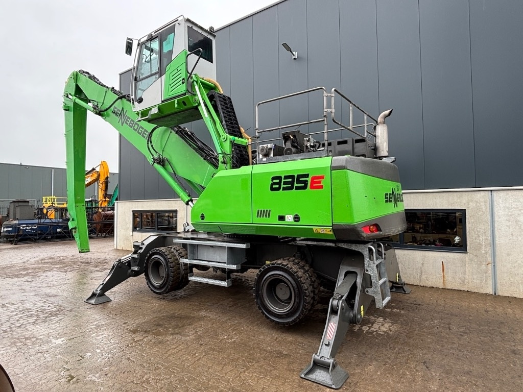 Sennebogen 835 M - 835 E - 835E - 835M - Ekskavatorius su ilga strėle: foto 3 Sennebogen 835 M - 835 E - 835E - 835M - Ekskavatorius su ilga strėle: foto 3