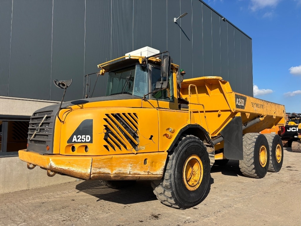 Volvo A 25 D - Šarnyrinis savivartis: foto 2 Volvo A 25 D - Šarnyrinis savivartis: foto 2