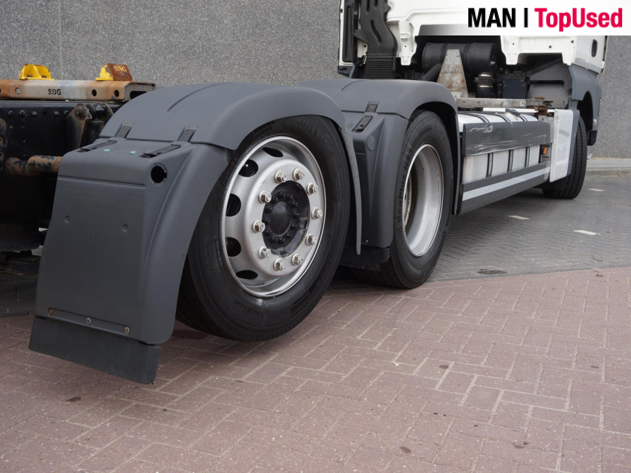 MAN TGX 26.510 6X2-4 LL / BDF / Lift-Axle / Euro 6 - Konteineris-vežimus/ Sukeisti kūną sunkvežimis: foto 2 MAN TGX 26.510 6X2-4 LL / BDF / Lift-Axle / Euro 6 - Konteineris-vežimus/ Sukeisti kūną sunkvežimis: foto 2