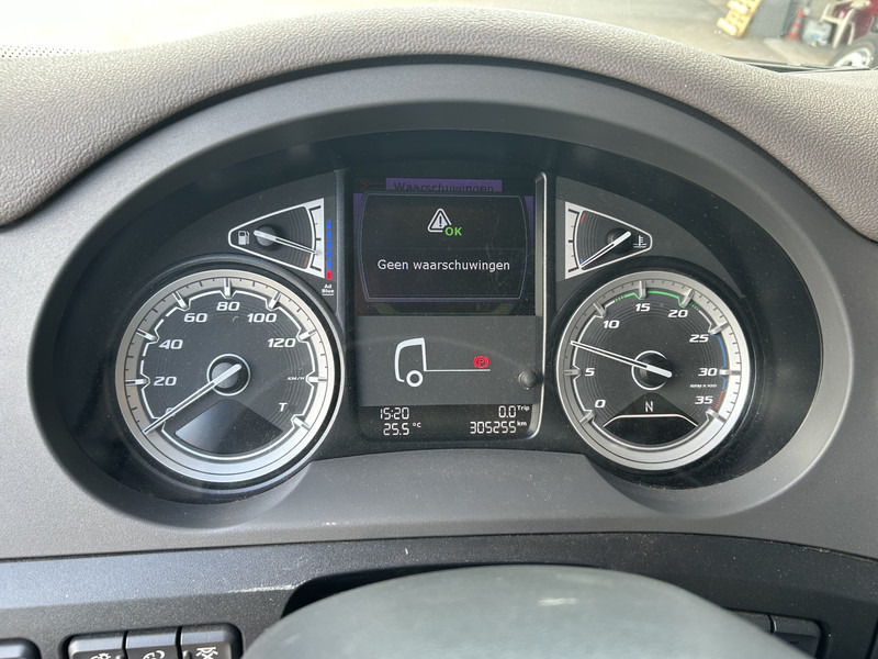 DAF CF 260 FA / Carrier Koeler - 30 gr / Chereau Frigobox / Laadklep 2000 kg - Refrižeratorius sunkvežimis: foto 4 DAF CF 260 FA / Carrier Koeler - 30 gr / Chereau Frigobox / Laadklep 2000 kg - Refrižeratorius sunkvežimis: foto 4