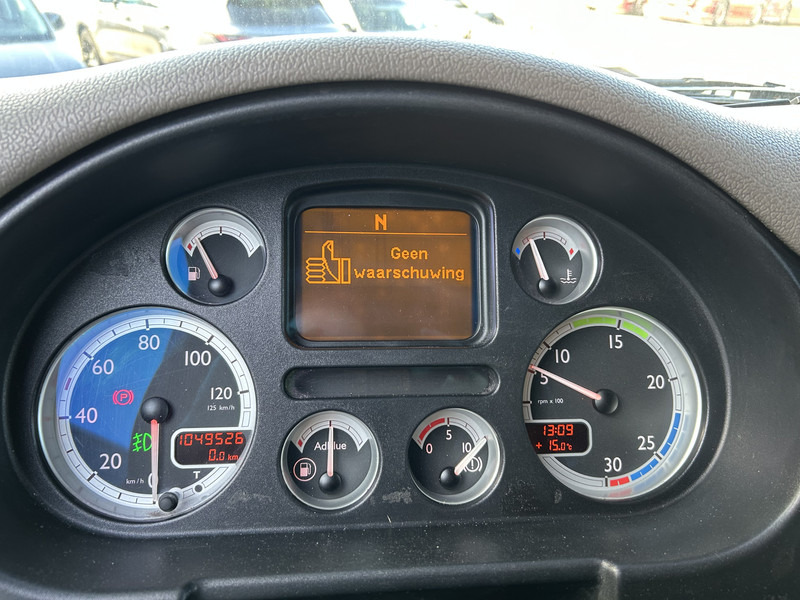 DAF CF 75 310 Euro 5 / Curtainside Box / Loadlift / Trailer Coupling - Tentinis sunkvežimis: foto 4 DAF CF 75 310 Euro 5 / Curtainside Box / Loadlift / Trailer Coupling - Tentinis sunkvežimis: foto 4