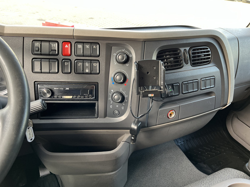 DAF LF 180 FA Euro 6 / 12 Ton / 400 dkm / Box / Laadklep - Furgonas sunkvežimis: foto 5 DAF LF 180 FA Euro 6 / 12 Ton / 400 dkm / Box / Laadklep - Furgonas sunkvežimis: foto 5