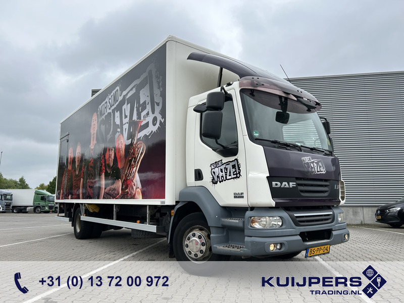 DAF LF55 220 Euro 4 / 12 Ton / 673 dkm / Box / Loadlift / APK TUV 01-26 - Furgonas sunkvežimis: foto 1 DAF LF55 220 Euro 4 / 12 Ton / 673 dkm / Box / Loadlift / APK TUV 01-26 - Furgonas sunkvežimis: foto 1