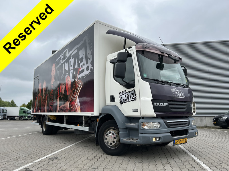 DAF LF55 220 Euro 4 / 12 Ton / 673 dkm / Box / Loadlift / APK TUV 01-26 - Furgonas sunkvežimis: foto 1 DAF LF55 220 Euro 4 / 12 Ton / 673 dkm / Box / Loadlift / APK TUV 01-26 - Furgonas sunkvežimis: foto 1