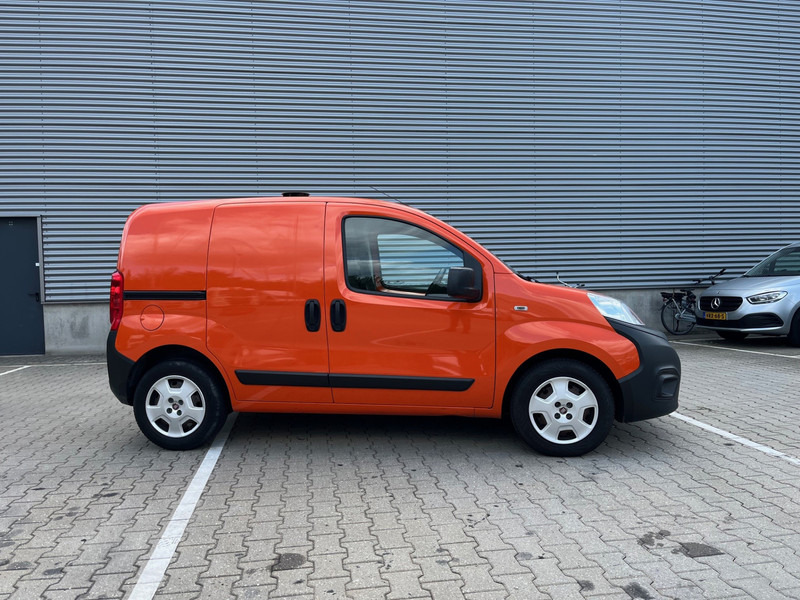 Fiat Fiorino 1.3 MJ Basis / NL Van / APK TUV 06-26 - Mažas furgonas: foto 2 Fiat Fiorino 1.3 MJ Basis / NL Van / APK TUV 06-26 - Mažas furgonas: foto 2