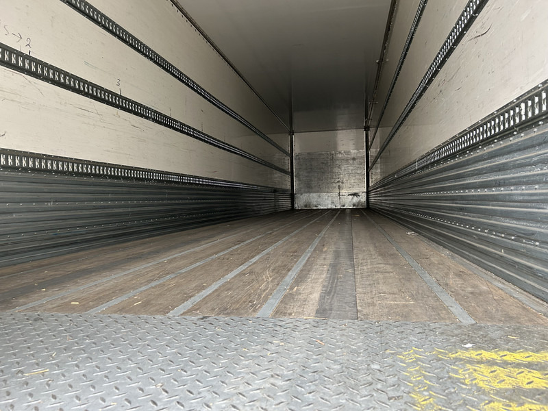 Fruehauf CNP 03 / Box / Laadklep / SAF Schijfrem - Furgonas puspriekabė: foto 3 Fruehauf CNP 03 / Box / Laadklep / SAF Schijfrem - Furgonas puspriekabė: foto 3