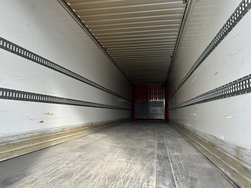 Krone Dry Liner / Box / Loadlift 2000 kg / Disk / APK TUV 11-26 - Furgonas puspriekabė: foto 3 Krone Dry Liner / Box / Loadlift 2000 kg / Disk / APK TUV 11-26 - Furgonas puspriekabė: foto 3