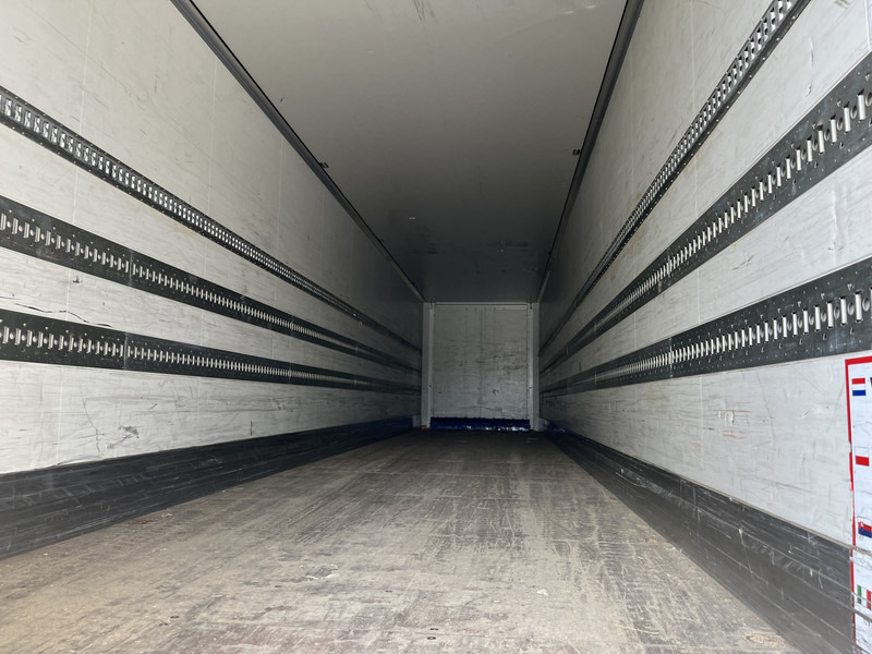 Krone DryLiner / Box / Huckepack / BPW Drum / APK TUV 04-26 - Furgonas puspriekabė: foto 3 Krone DryLiner / Box / Huckepack / BPW Drum / APK TUV 04-26 - Furgonas puspriekabė: foto 3