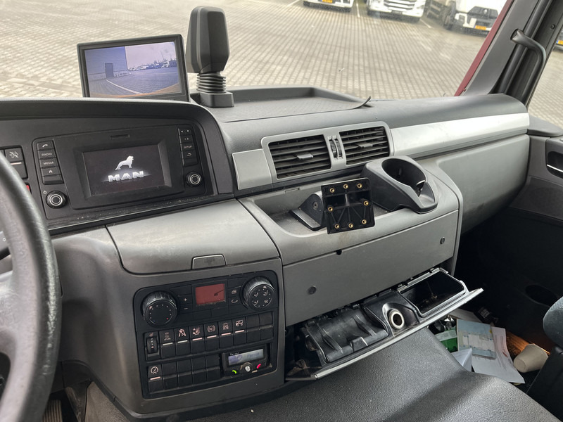 MAN TGM 18.250 / 18 Ton / 560 dkm / New Tacho V2 / Box / Loadlift / APK TUV 12-25 - Furgonas sunkvežimis: foto 5 MAN TGM 18.250 / 18 Ton / 560 dkm / New Tacho V2 / Box / Loadlift / APK TUV 12-25 - Furgonas sunkvežimis: foto 5