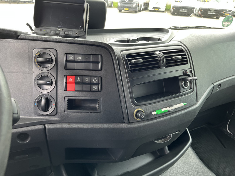 Mercedes-Benz Atego 818 / 8 Ton / 725 dkm / Koffer / LBW / APK TUV 07-25 - Furgonas sunkvežimis: foto 5 Mercedes-Benz Atego 818 / 8 Ton / 725 dkm / Koffer / LBW / APK TUV 07-25 - Furgonas sunkvežimis: foto 5