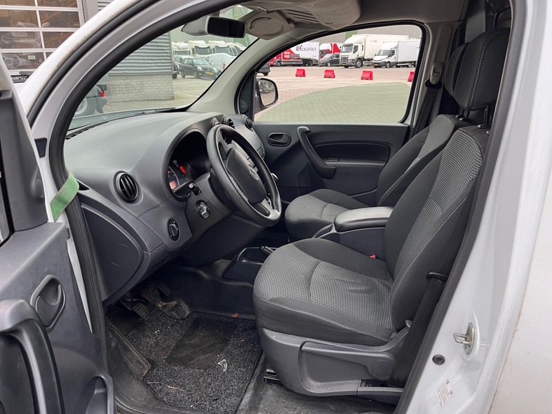 Mercedes-Benz Citan 109 CDI / Extra Lang / UNFALL / DAMAGE - Mažas furgonas: foto 5 Mercedes-Benz Citan 109 CDI / Extra Lang / UNFALL / DAMAGE - Mažas furgonas: foto 5