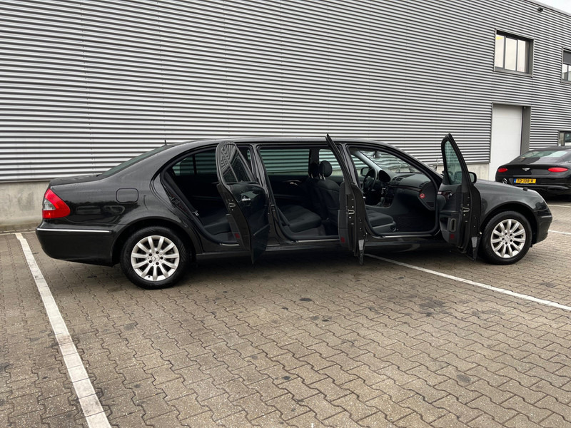 Mercedes-Benz E-Klasse / Limousine / 240 Avantgarde / 4-Matic / 8-pers / APK/TUV 09-2026 / - Sedanas: foto 3 Mercedes-Benz E-Klasse / Limousine / 240 Avantgarde / 4-Matic / 8-pers / APK/TUV 09-2026 / - Sedanas: foto 3