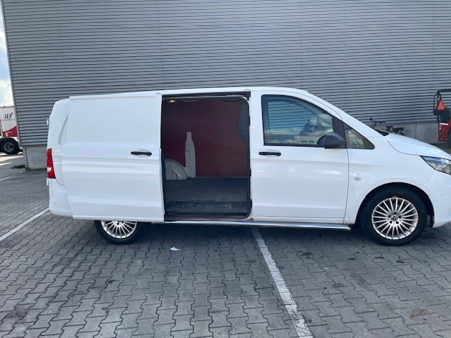 Mercedes-Benz Vito 109 CDI Lang / Airco / Cruise / Trekhaak / APK 01-26 - Mažas furgonas: foto 3 Mercedes-Benz Vito 109 CDI Lang / Airco / Cruise / Trekhaak / APK 01-26 - Mažas furgonas: foto 3