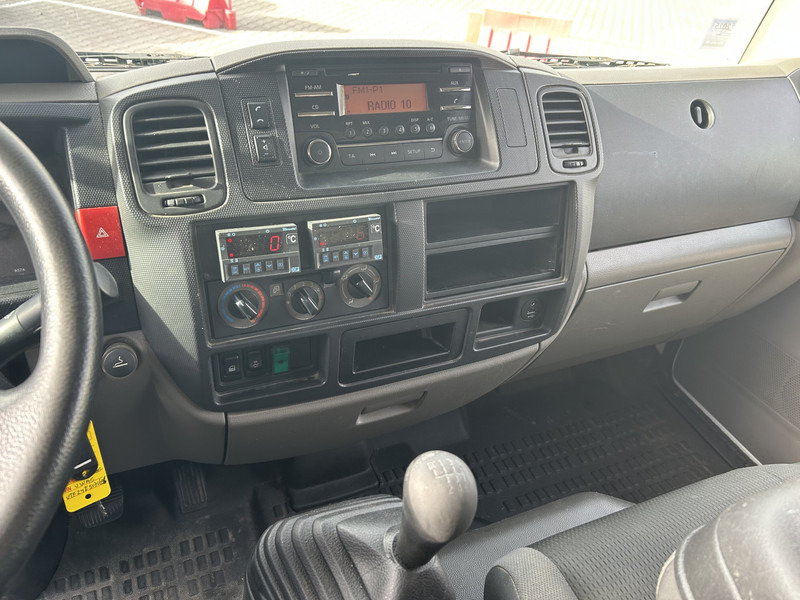 Nissan Cabstar NT400 / Duo Temp Frigo -30 gr / 175 dkm/ Blad - Blad / BE Van - Furgonas šaldytuvas: foto 5 Nissan Cabstar NT400 / Duo Temp Frigo -30 gr / 175 dkm/ Blad - Blad / BE Van - Furgonas šaldytuvas: foto 5