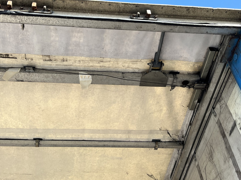 Samro ST 39 WH / Curtainside / 3 axle BPW Disk / NL Trailer - Tentinė puspriekabė: foto 4 Samro ST 39 WH / Curtainside / 3 axle BPW Disk / NL Trailer - Tentinė puspriekabė: foto 4