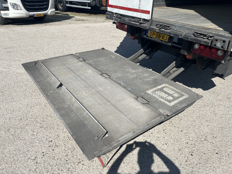 Schmitz Cargobull SCB S2 / Box Trailer / 2 axle / Loadlift / APK TUV 02-26 - Furgonas puspriekabė: foto 5 Schmitz Cargobull SCB S2 / Box Trailer / 2 axle / Loadlift / APK TUV 02-26 - Furgonas puspriekabė: foto 5
