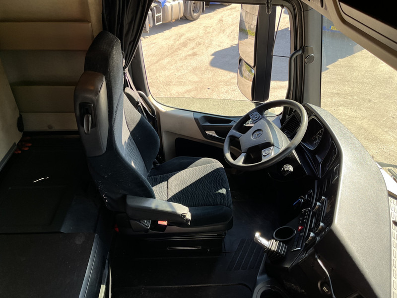 Mercedes-Benz Actros 1842 Streamspace / 937 dkm / 2 Tanks / NL Truck - Vilkikas: foto 3 Mercedes-Benz Actros 1842 Streamspace / 937 dkm / 2 Tanks / NL Truck - Vilkikas: foto 3