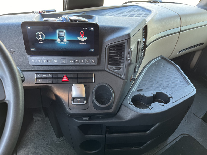 Mercedes-Benz Actros 2645 Bigspace / 341 dkm / 6x2 / Mirror Cam - Vilkikas: foto 5 Mercedes-Benz Actros 2645 Bigspace / 341 dkm / 6x2 / Mirror Cam - Vilkikas: foto 5