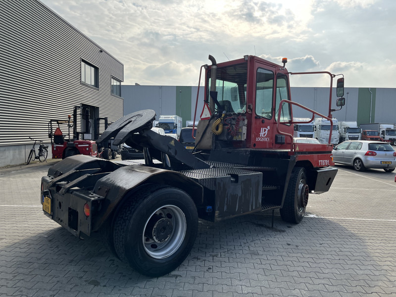 Terberg YT 182 / Terminal Tractor / Airco / Cummins - Vilkikas: foto 2 Terberg YT 182 / Terminal Tractor / Airco / Cummins - Vilkikas: foto 2