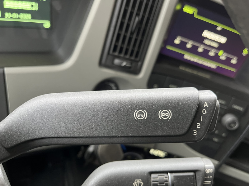 Volvo FM 410 Globetrotter / 814 dkm / VEB+ / Smart Tacho V2 / NL Truck - Vilkikas: foto 5 Volvo FM 410 Globetrotter / 814 dkm / VEB+ / Smart Tacho V2 / NL Truck - Vilkikas: foto 5