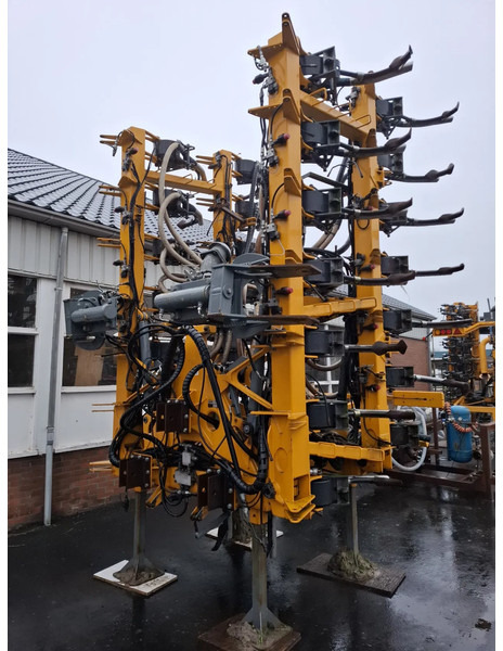 Bouwlandbemester HT8250 - Mėšlo kratytuvas: foto 1 Bouwlandbemester HT8250 - Mėšlo kratytuvas: foto 1