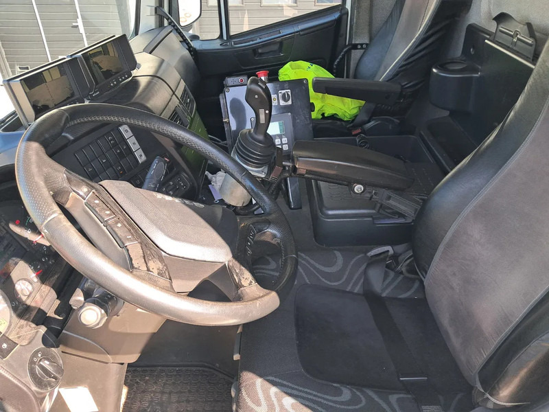 Iveco Stralis 360 E6 met Translift PLUS DUO TFS containersysteem - Šiukšliavežis: foto 5 Iveco Stralis 360 E6 met Translift PLUS DUO TFS containersysteem - Šiukšliavežis: foto 5