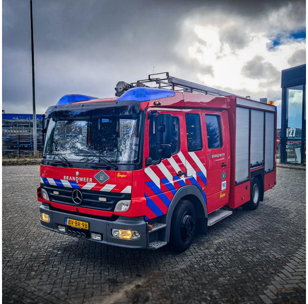 Mercedes-Benz NG 1626 V8 - Gaisrinė mašina: foto 3 Mercedes-Benz NG 1626 V8 - Gaisrinė mašina: foto 3