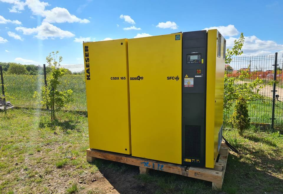 KOMPRESOR ŚRUBOWY KAESER CSDX165 SFC 90Kw, 2012r - Oro kompresorius: foto 4 KOMPRESOR ŚRUBOWY KAESER CSDX165 SFC 90Kw, 2012r - Oro kompresorius: foto 4