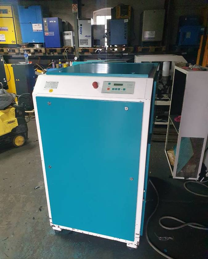 KOMPRESOR ŚRUBOWY RENNER RS 45 KW - Oro kompresorius: foto 3 KOMPRESOR ŚRUBOWY RENNER RS 45 KW - Oro kompresorius: foto 3