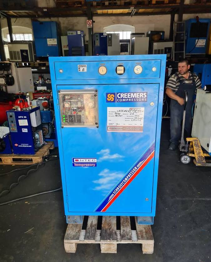 Kompresor śrubowy CREEMERS 18,5 kw - Oro kompresorius: foto 3 Kompresor śrubowy CREEMERS 18,5 kw - Oro kompresorius: foto 3