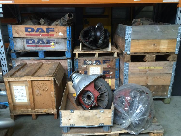 DAF differentieel touringcar en lijnbus - Diferencialas - Autobusas: foto 1 DAF differentieel touringcar en lijnbus - Diferencialas - Autobusas: foto 1