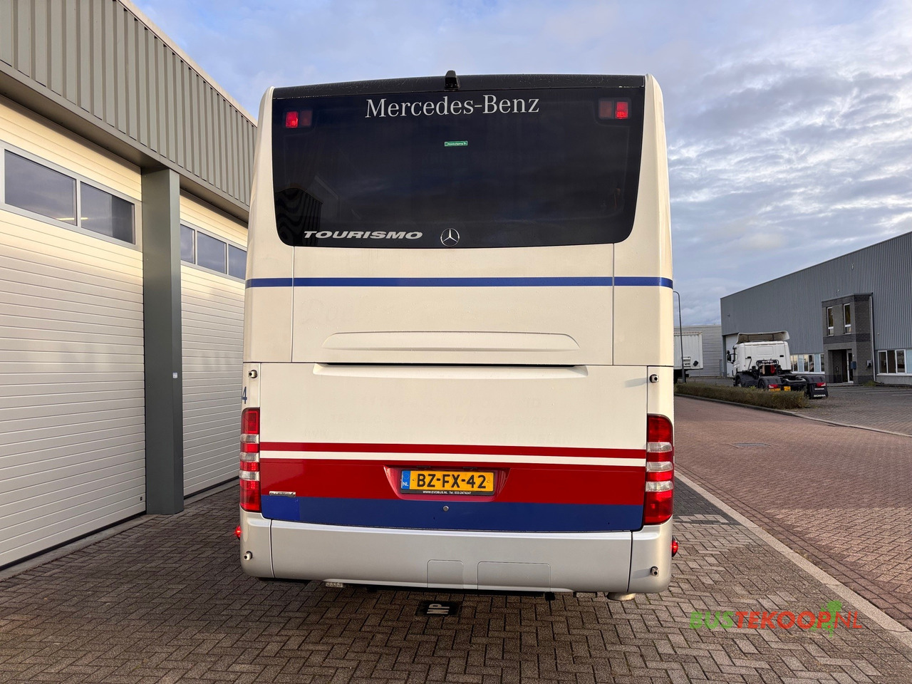 Mercedes Tourismo 16 RHD-M 57 Pl. - Turistinis autobusas: foto 5 Mercedes Tourismo 16 RHD-M 57 Pl. - Turistinis autobusas: foto 5