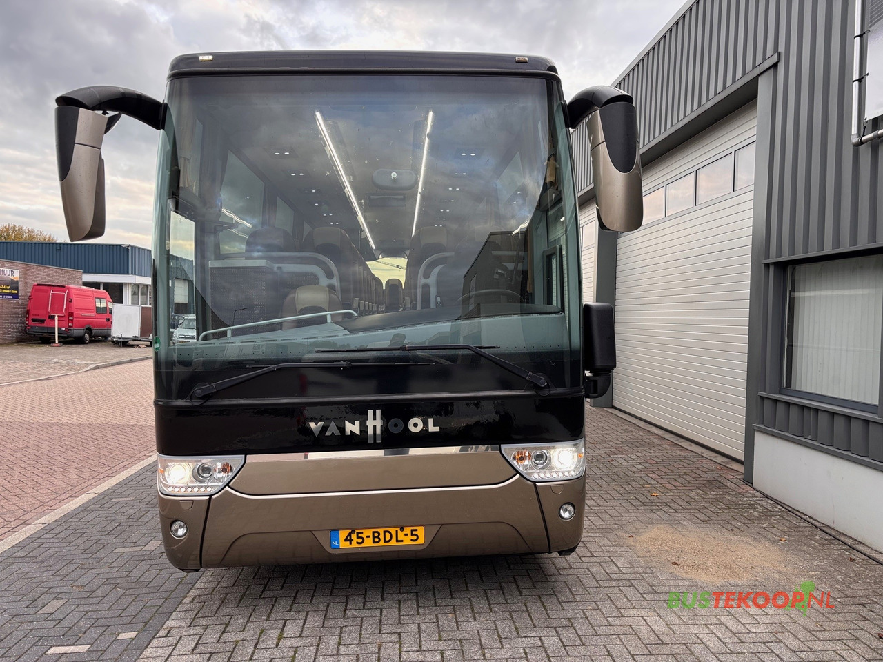Vanhool TX16 Alicron, TOP CONDITION - Turistinis autobusas: foto 2 Vanhool TX16 Alicron, TOP CONDITION - Turistinis autobusas: foto 2