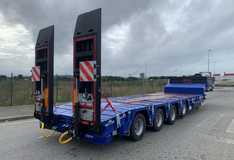 Nauja Žemo profilio platforma puspriekabė GVN Trailer 4 AXLE LOWBED: foto 33