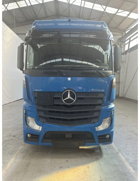 Mercedes-Benz Actros 2642 6x2 - Tentinis sunkvežimis: foto 5 Mercedes-Benz Actros 2642 6x2 - Tentinis sunkvežimis: foto 5